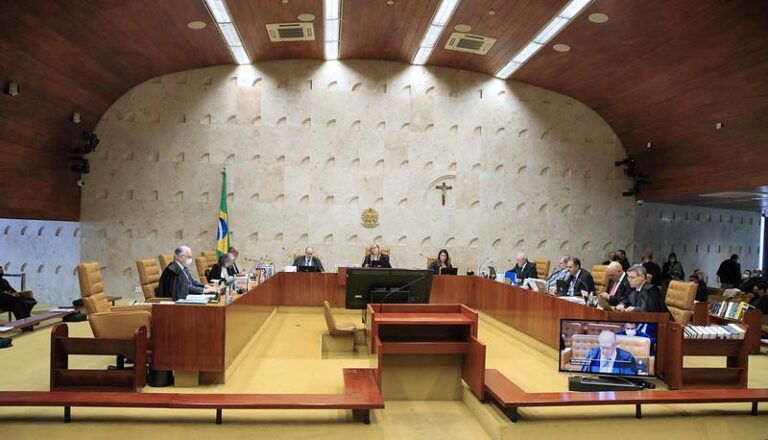 Brazil Supreme Court Justice Orders Extension of Bolsonaro’s House Arrest