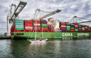 Chinese Freighter Cuts EU Delivery Time on Historic Maiden Arctic Voyage to the UK