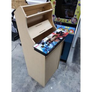 I Played Communist Germany’s One and Only Arcade Cabinet – Join Me, Comrade!