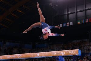 Japan’s Hashimoto Shines, Dominates World Championship All-Around Qualifiers