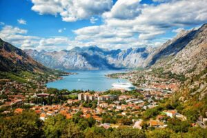 Montenegro and Italy Set to Unite Electricity Markets for Enhanced Energy Collaboration