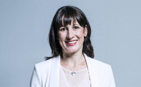 UK Chancellor Launches Bold Pro-Growth Push in High-Stakes Gulf Trade Negotiations UK Chancellor Launches Bold Pro-Growth Push in High-Stakes Gulf Trade Negotiations