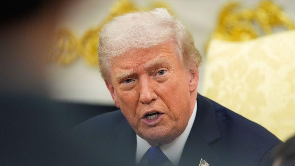 Trump Escalates Tariffs on Canadian Goods in Retaliation to Reagan Advertisement Trump Escalates Tariffs on Canadian Goods in Retaliation to Reagan Advertisement