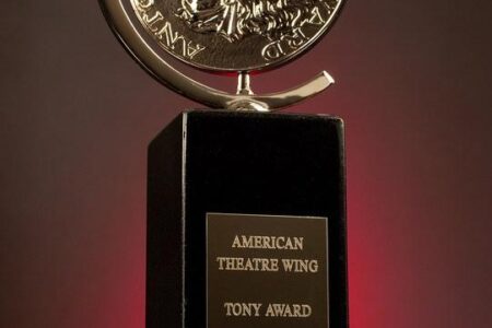 Last Chance to Enter the 2025 BroadwayWorld Germany Awards! Last Chance to Enter the 2025 BroadwayWorld Germany Awards!