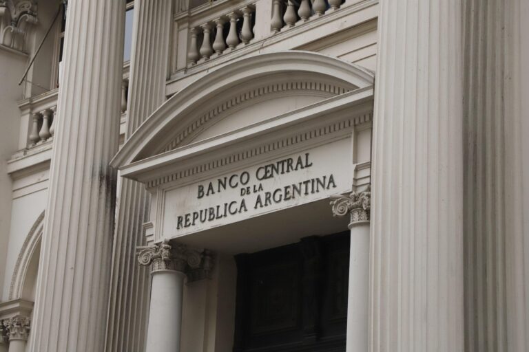 Argentina’s Central Bank Eases Reserve Rules to Boost Liquidity and Ignite Growth