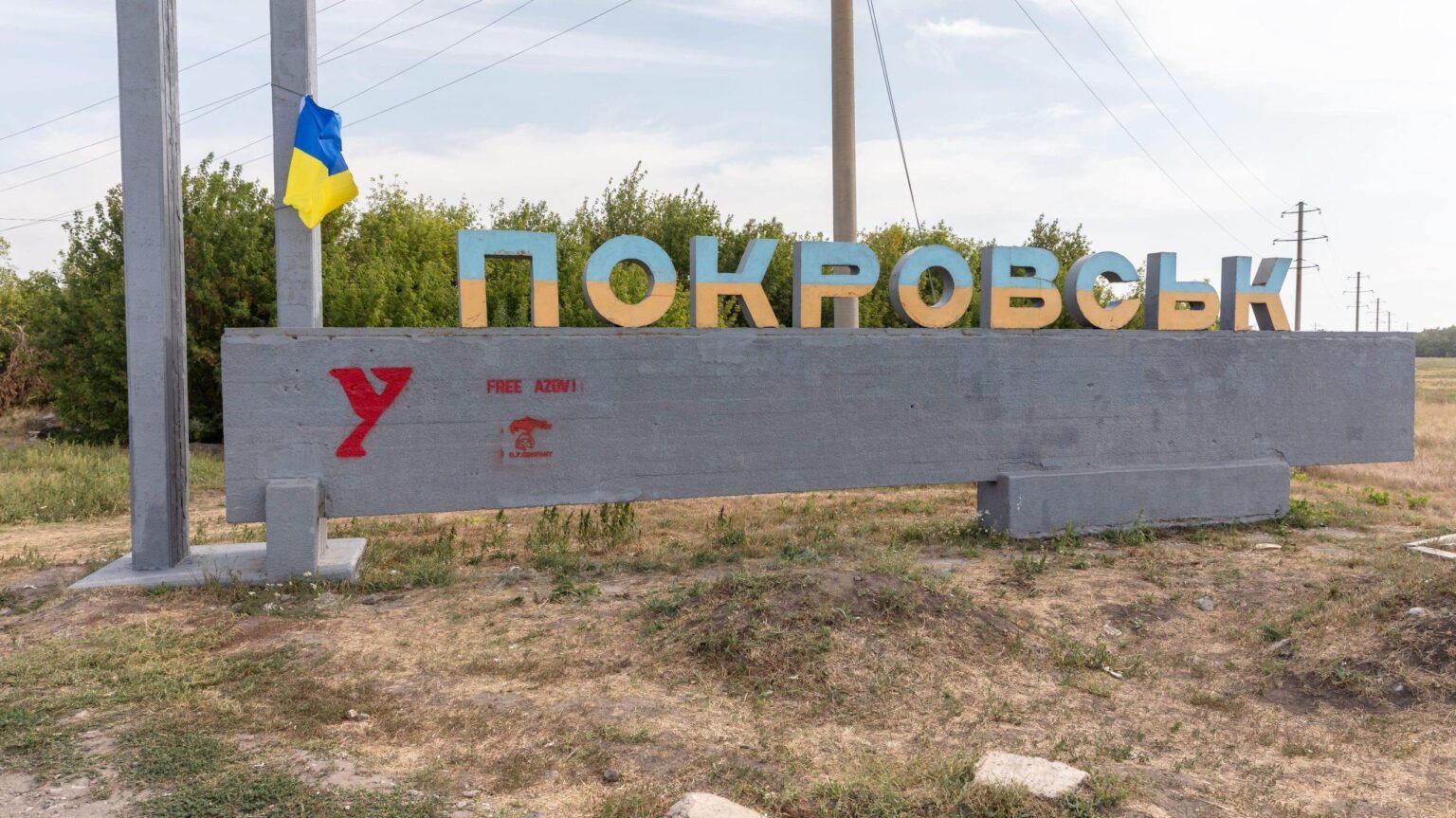 Fierce Battles Ignite Around Key Ukrainian Town as New Strikes Target Russian Energy Infrastructure Fierce Battles Ignite Around Key Ukrainian Town as New Strikes Target Russian Energy Infrastructure