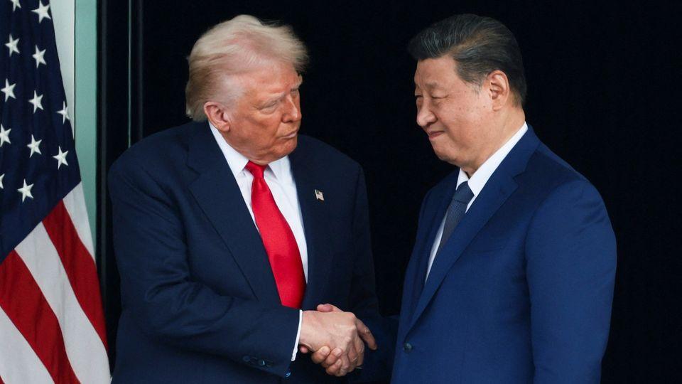 Trump Reveals Orban’s Request for Exemption from US Sanctions on Russian Oil Was Rejected