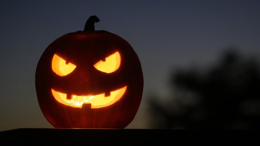 When Halloween Meets a Fading Christian Tradition: The Clash on All Saints’ Day in Spain