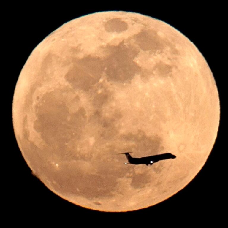 Don’t Miss the Biggest and Brightest Supermoon of the Year Lighting Up Australia’s Skies!