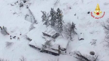 Deadly Avalanche in Italy Strikes Down at Least 5 Climbers, Including German Father and Daughter