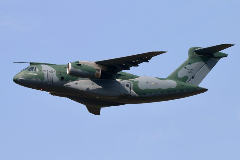 Brazilian Air Force Weighs Retirement of KC-390 After Structural Damage Incident in Argentina Brazilian Air Force Weighs Retirement of KC-390 After Structural Damage Incident in Argentina