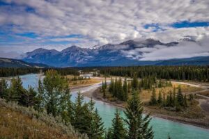 Uncover the Breathtaking Beauty of Jasper National Park