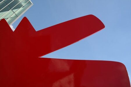 Keith Urban Surprises Fans with Stunning Chappell Roan Cover at Mar-a-Lago Party Keith Urban Surprises Fans with Stunning Chappell Roan Cover at Mar-a-Lago Party