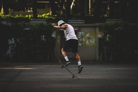 England Faces Doubt Over Ollie Lawrence’s Fitness Ahead of Crucial Argentina Test England Faces Doubt Over Ollie Lawrence’s Fitness Ahead of Crucial Argentina Test