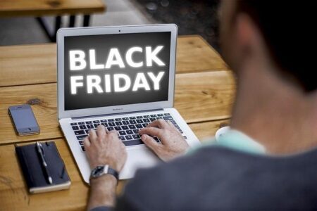 Don’t Get Tricked This Black Friday: Expert Tips to Spot Scams and Shop Smart