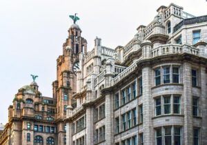 England Stages Thrilling Comeback to Edge Argentina 27-23