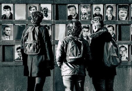 Former Dictatorship-Era Officers and Supporters Rally in Argentina, Sparking a Major Political Shift Former Dictatorship-Era Officers and Supporters Rally in Argentina, Sparking a Major Political Shift