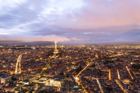 France Races Against the Clock to Avert Government Shutdown Amid Budget Deadlock France Races Against the Clock to Avert Government Shutdown Amid Budget Deadlock