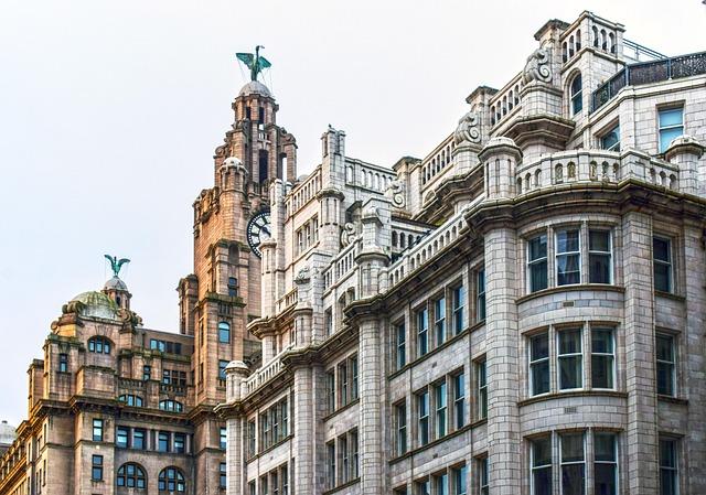 England Secures Thrilling 6-Wicket Win Against Australia on Day 2 of the 4th Ashes Test