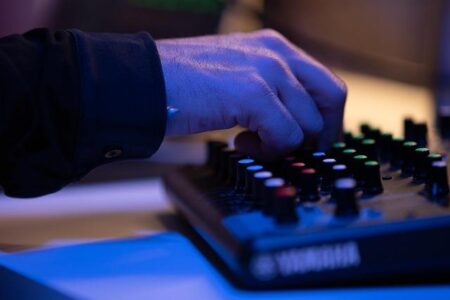 MP’s Call to Investigate Canadians in IDF Slammed as ‘Antisemitic Witch Hunt’ by Jewish Group MP’s Call to Investigate Canadians in IDF Slammed as ‘Antisemitic Witch Hunt’ by Jewish Group