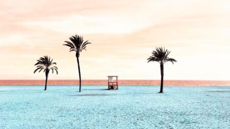 5 Inspiring Ways Japan is Combating Loneliness