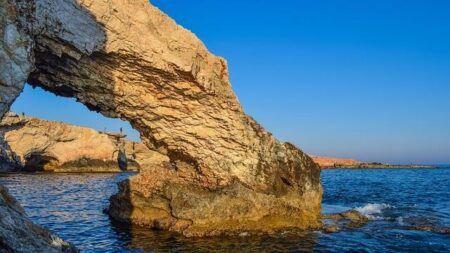 Italy’s Beloved Lovers’ Arch Collapses into the Sea on Valentine’s Day Italy’s Beloved Lovers’ Arch Collapses into the Sea on Valentine’s Day
