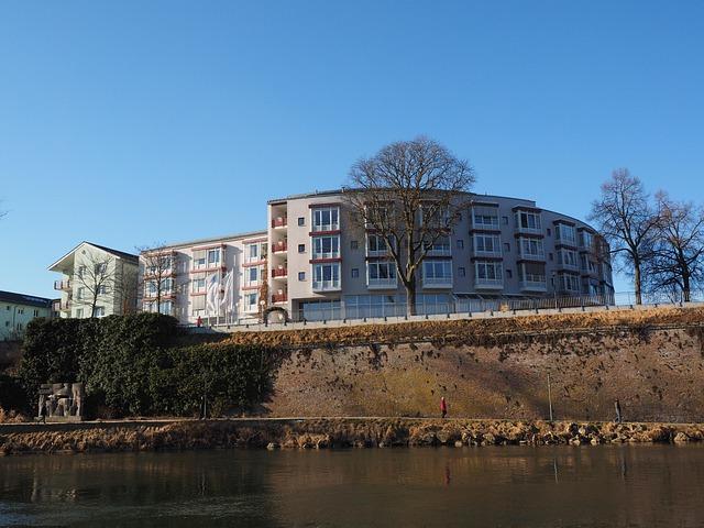 Tragedy Unfolds: Eight Dead and Four Missing After Brazil Seniors Home Collapse