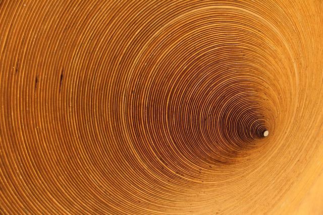 Oscar Piastri Crashes on Way to Grid, Forced to Miss Home Australian GP in Melbourne