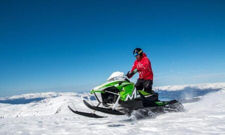 Rangers Conquer an Epic Snowmobile Adventure Through Canada’s Majestic Northern Wilderness in Churchill
