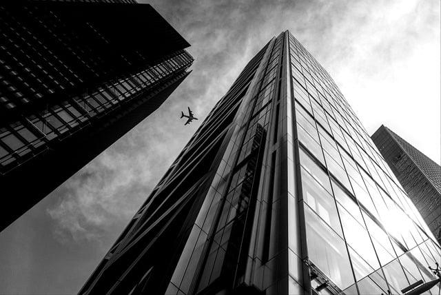 UK and France Forge Historic Three-Year Pact to Stop Migrant Crossings