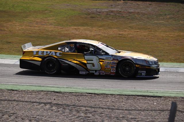 NASCAR’s Jim France Steps Down as CEO, Passing Leadership to Veteran Steve O’Donnell