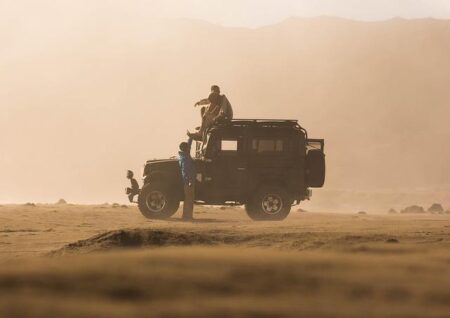 Jeep® Avenger Amazes Fans with Surprise Public Debut in Brazil