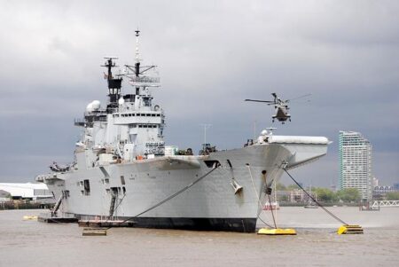 France Sends Aircraft Carrier to Red Sea in Bold Mission to Secure Strait of Hormuz