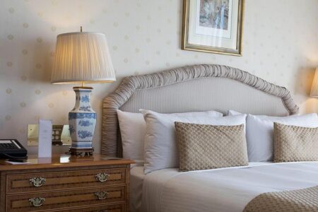 Explore the Future of the UK Queen Bedside Lamp Market: Trends, Growth, and Key Insights