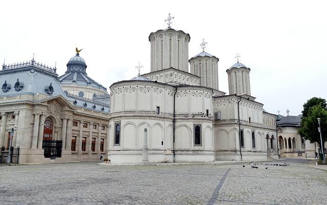 Serbian President Deepens Ties with China Despite Rising Domestic Protests