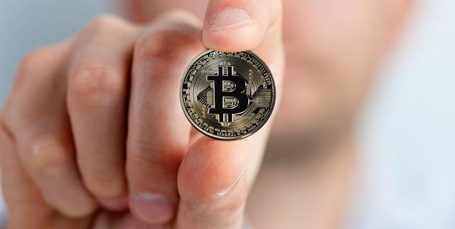 The Stablecoin Paradox: Are We Building a Digital Replica of Argentina’s Currency Board?