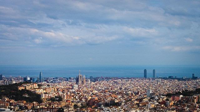 Breathtaking Photos Showcase Barcelona’s Sagrada Familia Soaring Ahead of Pope Leo XIV’s Visit