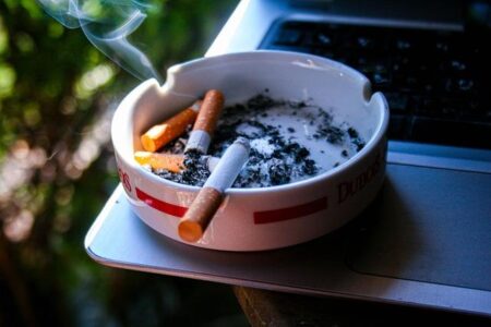 Australia’s Bold Anti-Smoking Campaign Sparks Surge in Black Market Tobacco to 80%