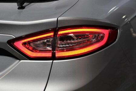 Ford’s New Mondeo Hybrid in China Boasts a Jaw-Dropping 27-Inch Screen You Have to See