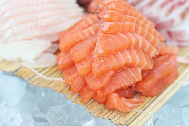 Russia Drastically Cuts Chilean Salmon Imports by Almost Half Russia Drastically Cuts Chilean Salmon Imports by Almost Half