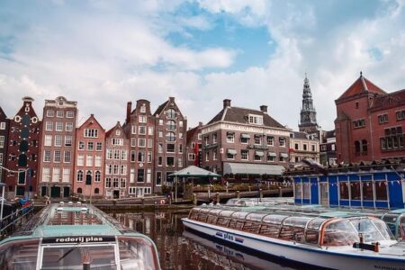 Dutch Fugitive Team Apprehends Notorious UK Child Abuse and Sexual Assault Convict Dutch Fugitive Team Apprehends Notorious UK Child Abuse and Sexual Assault Convict