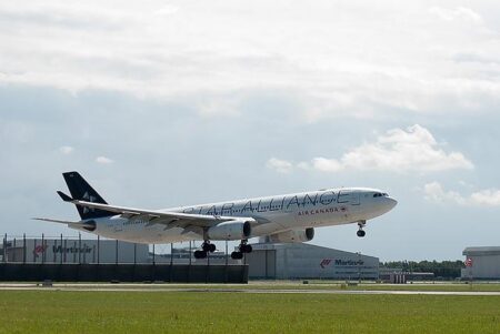 Mom and Kids Removed from Air Canada Flight After Reporting Aggressive Passenger Mom and Kids Removed from Air Canada Flight After Reporting Aggressive Passenger